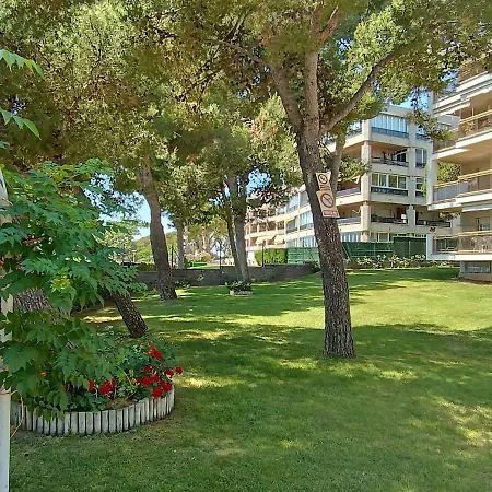 Beach & Flowers Free Parking Salou Esterno foto